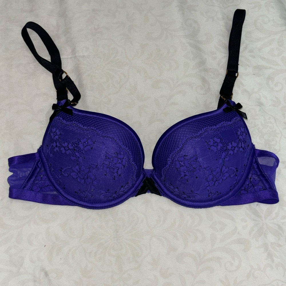 Victoria’s secret bra